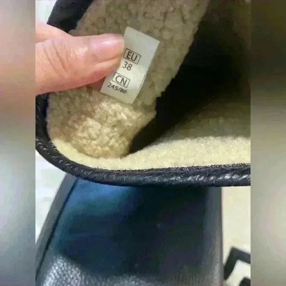 ZARA Faux Shearling Lined Mid-Calf Leather Boots Black Lug Sole Sz 38 - Picture 2 of 14